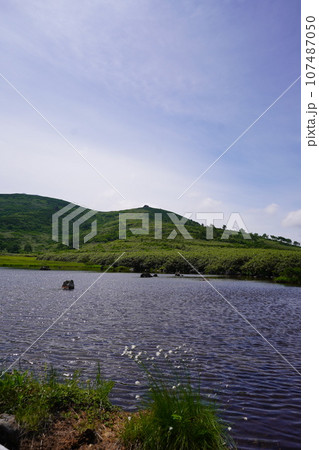 大雪の池塘　沼の平 107487050