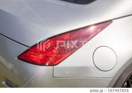 車のテールライト Tail light 車のテールライト Tail light 107487858