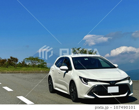 カローラスポーツと富士山 伊豆スカイライン カローラスポーツと富士山 伊豆スカイライン 107490101