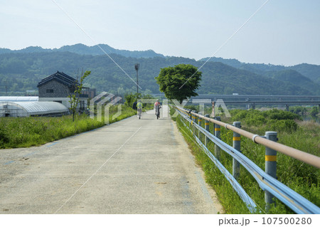 Bicycle path along the Seomjingang River 107500280