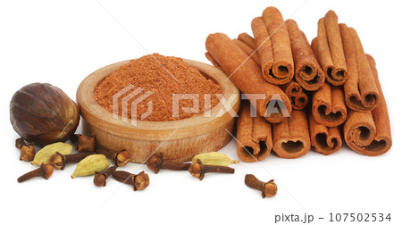 Aromatic cinnamon with other spices Aromatic cinnamon with other spices 107502534