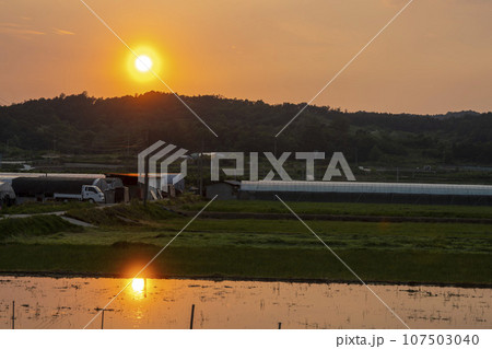 Bicycle path along the Seomjingang River Bicycle path along the Seomjingang River 107503040