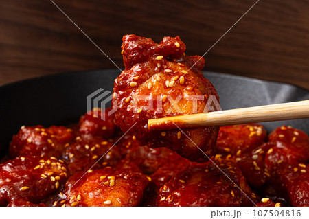 Monkfish bulgogi with spicy and sweet seasoning 107504816