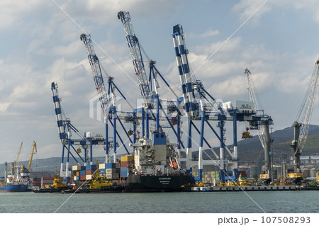 Novorossiysk, Russia 08.18.2023. Port cranes, Black Sea, port, Krasnodar Territory, Novorossiys 107508293