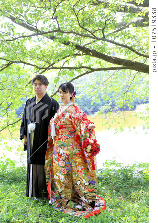 和装婚礼、和装フォトウエディング、色打掛ロケーション撮影、ブライダルフォト紋付袴 107519338