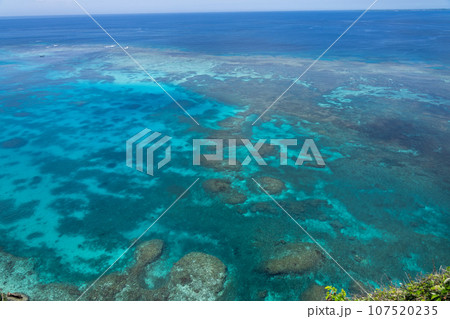 絶景の宮古島 ブルーラグーンの伊良部島 絶景の宮古島 ブルーラグーンの伊良部島 107520235