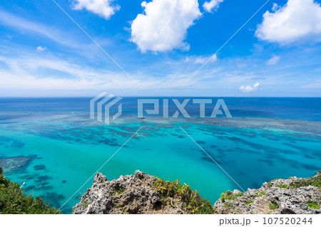 絶景の宮古島 ブルーラグーンの伊良部島 絶景の宮古島 ブルーラグーンの伊良部島 107520244