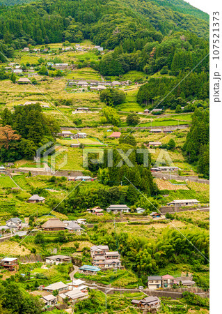 落合集落　徳島県三好市　東祖谷 107521373