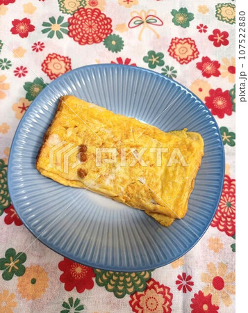 納豆入りのたまご焼き 納豆入りのたまご焼き 107522880