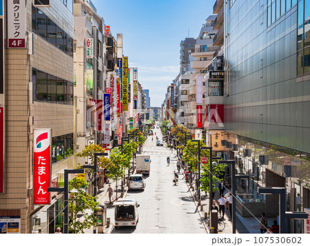 東京 三鷹駅南口 中央通り 東京 三鷹駅南口 中央通り 107530602