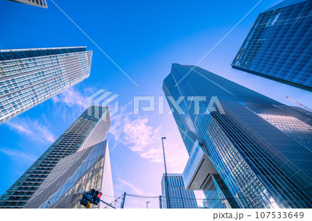 日本の東京都市景観 本日開業の虎ノ門ヒルズステーションタワー（虎ノ門ヒルズ駅）などを望む＝10月6日 107533649