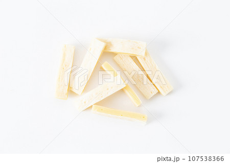 チーズタラ　白バック 107538366