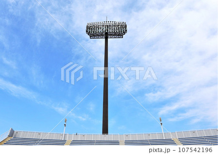 紀三井寺運動公園陸上競技場の照明設備　和歌山市 107542196