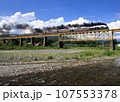 磐越西線：鉄橋を渡る観光SL列車 107553378
