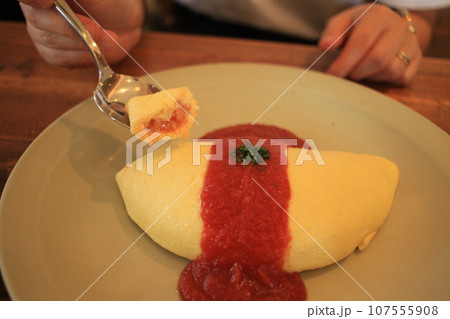 ふわとろの美味しいオムライス 107555908