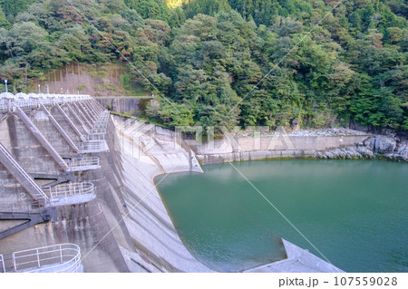 関西電力　笠置水力発電所 107559028