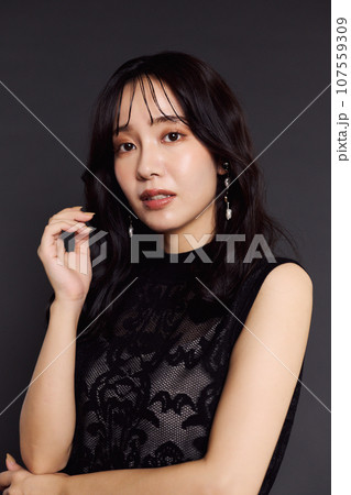 秋服ファッションポートレート 秋服ファッションポートレート 107559309