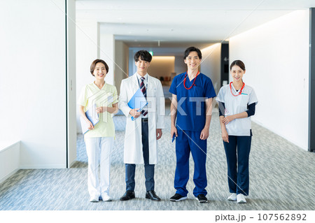 医療従事者 医療従事者 107562892