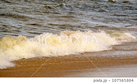Baltic Sea. Coast. Waves. Beautiful view of the Baltic Sea in autumn. 107565804