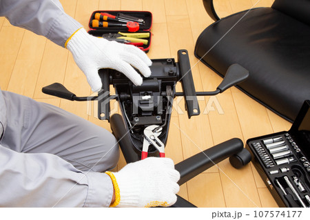 椅子の修理　メンテナンス　手入れイメージ 107574177