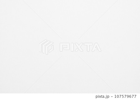 白い画用紙を撮影した質感のあるテクスチャー素材 背景 白い画用紙を撮影した質感のあるテクスチャー素材 背景 107579677