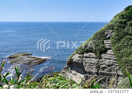 鵜原理想郷のリアス式海岸／千葉県勝浦市の写真素材 [107581577] - PIXTA