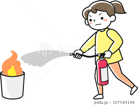 消火器を使って火を消す若い女性 107584148