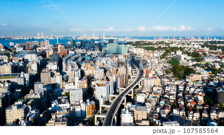 The beautiful view in Yokohama 107585564