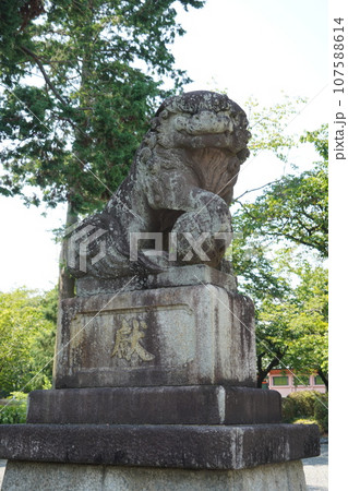 日本各地にある浅間神社の総本社富士山本宮浅間大社は霊峰富士山のお膝元、静岡県富士宮市にある神社です。 日本各地にある浅間神社の総本社富士山本宮浅間大社は霊峰富士山のお膝元、静岡県富士宮市にある神社です。 107588614