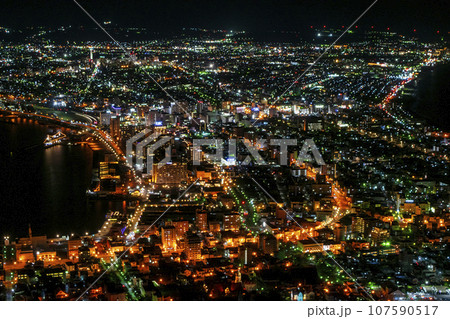 函館市 函館山山頂展望台からの夜景 函館市 函館山山頂展望台からの夜景 107590517