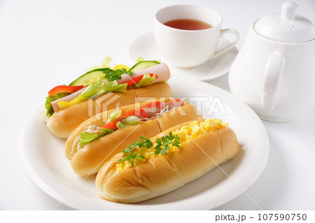 おいしいコッペパンサンド 107590750