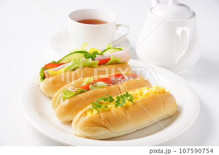 おいしいコッペパンサンド おいしいコッペパンサンド 107590754