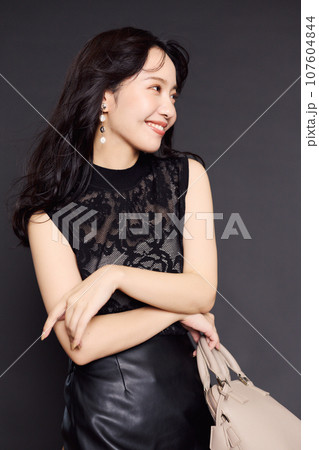秋服ファッションポートレート 秋服ファッションポートレート 107604844