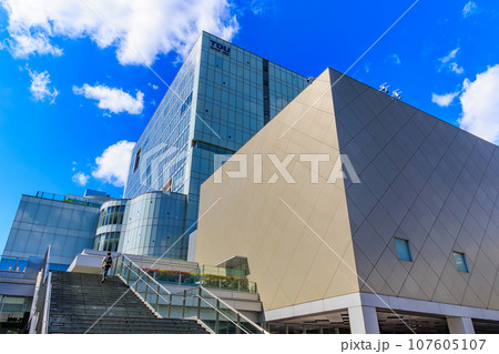 東京　足立区　北千住駅東口にある東京電機大学 107605107