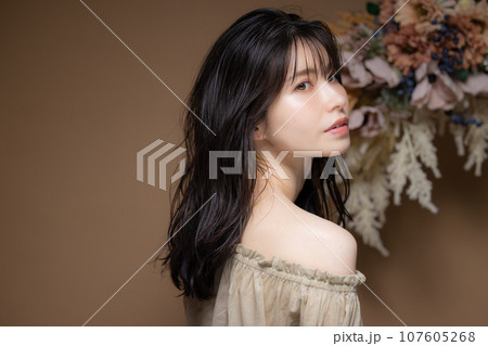 ビューティイメージ 107605268