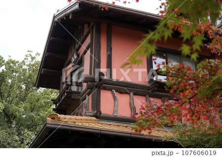 揚輝荘聴松閣 107606019