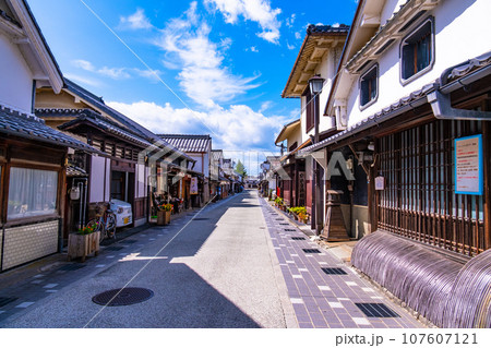 丹波篠山 河原町妻入商家群 107607121