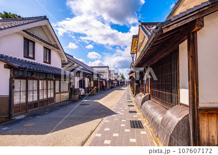 丹波篠山 河原町妻入商家群 107607172