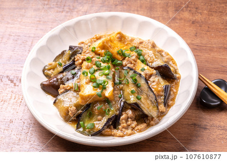 厚揚げとなすの肉味噌炒め 107610877