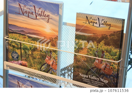 ナパ・バレー カリフォルニアプレミアムワイン　アメリカワインメッカ　赤ワインカベルネ・ソーヴィニョン 107611536
