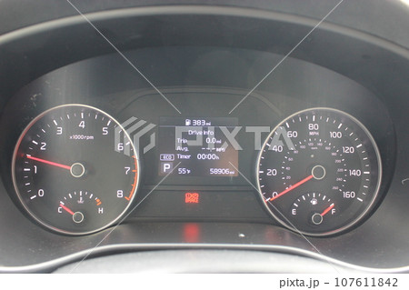 韓国車SUV　人気のコンパクトSUV　Kia Sportage　起亜スポテージ　内装 107611842
