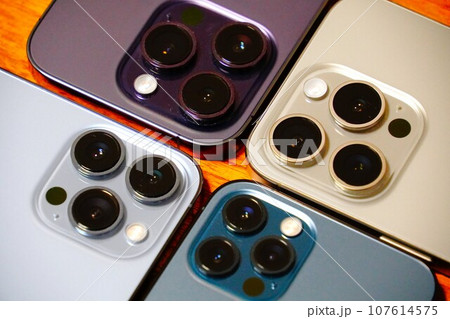 スマートフォンのカメラ スマートフォンのカメラ 107614575