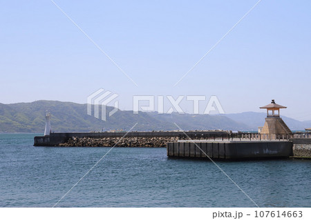 明石港新旧灯台(兵庫県 明石市) 明石港新旧灯台(兵庫県 明石市) 107614663