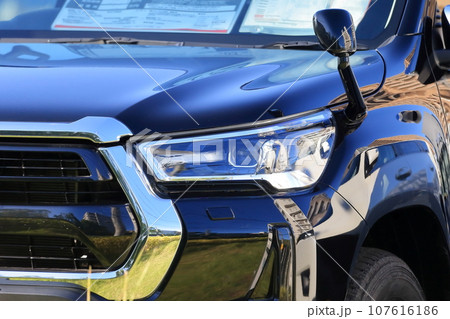 車のヘッドライト　イメージ 107616186