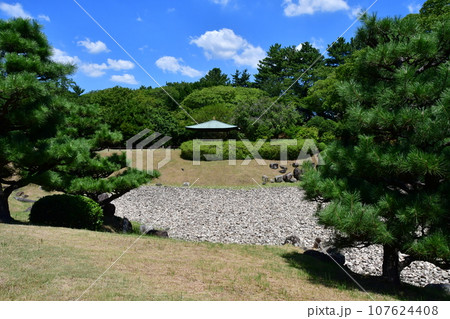 名古屋城21 二の丸庭園 107624408