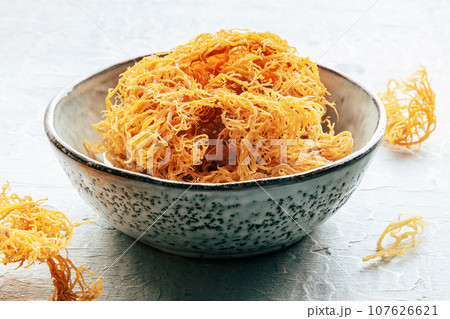 Irish sea moss, Chondrus Crispus, healthy organic raw seaweed Irish sea moss, Chondrus Crispus, healthy organic raw seaweed 107626621