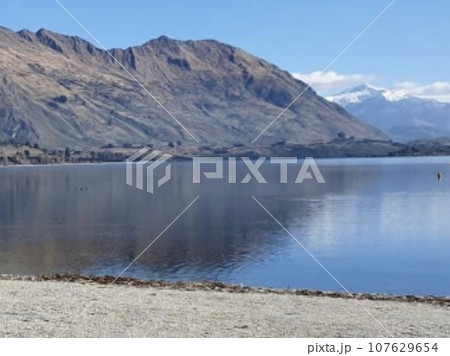 日本では見られない壮大な山と海 107629654