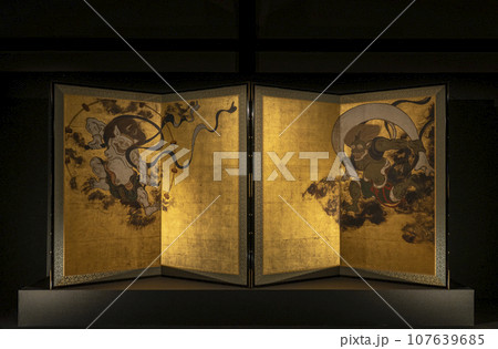 風神雷神図屏風（高精細複製品）　--建仁寺-- 107639685