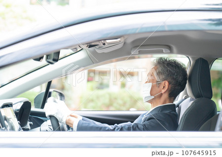 ドライバー　運転手　ライドシェア 107645915