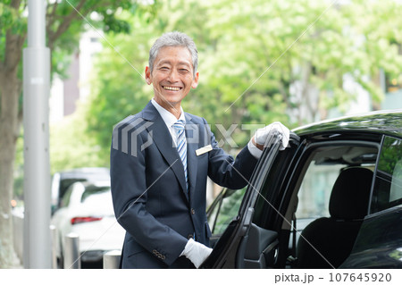 ドライバー 運転手 ライドシェア ドライバー 運転手 ライドシェア 107645920